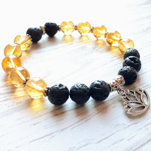 🖤3/$30🖤 Citrine Gemstone Lotus Diffuser Bracelet - Picture 3 of 3